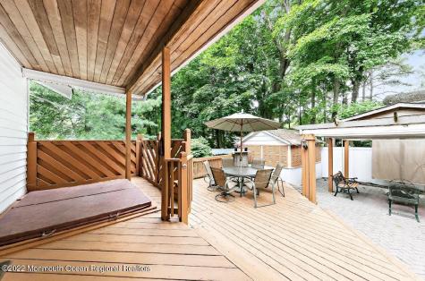 214 Cliftwood Road Oakhurst NJ 07755