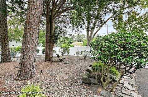 214 Cliftwood Road Oakhurst NJ 07755