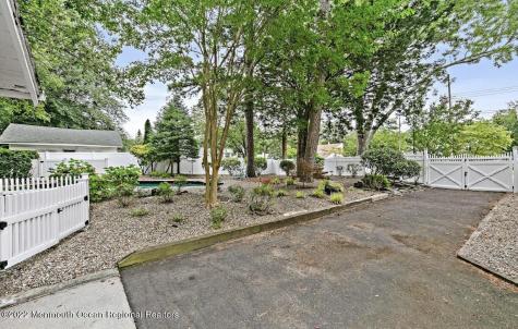 214 Cliftwood Road Oakhurst NJ 07755