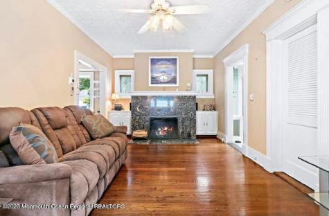 214 Cliftwood Road Oakhurst NJ 07755
