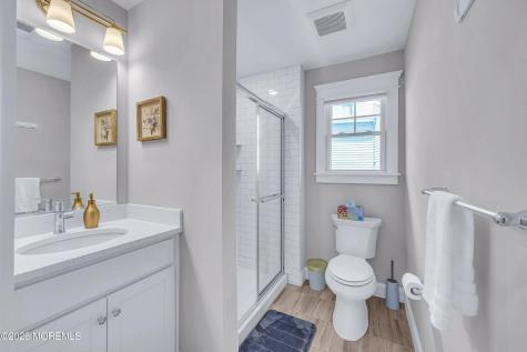 16 Elder Street Mantoloking NJ 08738