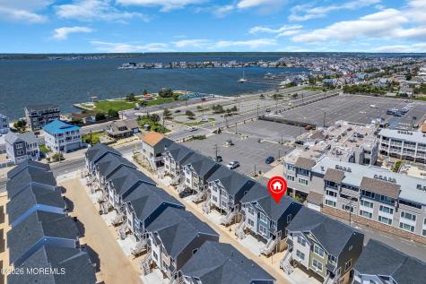 16 Elder Street Mantoloking NJ 08738