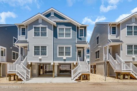 16 Elder Street Mantoloking NJ 08738