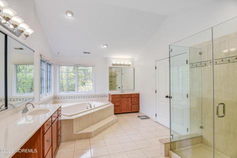 9 Mackenzie Court Freehold NJ 07728