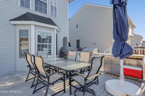 11 Peaksail Drive Bayville NJ 08721