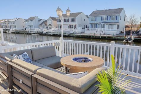 11 Peaksail Drive Bayville NJ 08721