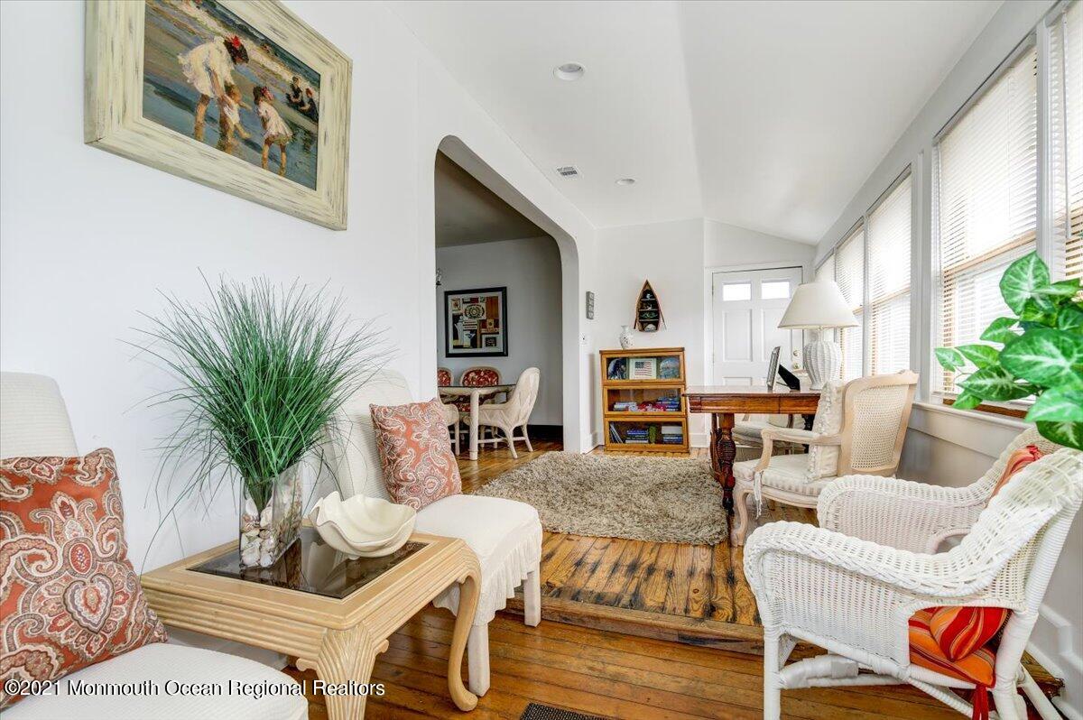 15 Riverview Road Monmouth Beach NJ 07750