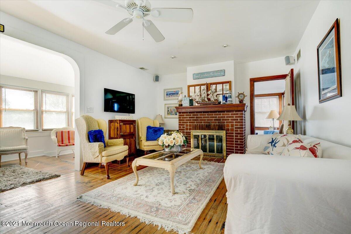 15 Riverview Road Monmouth Beach NJ 07750