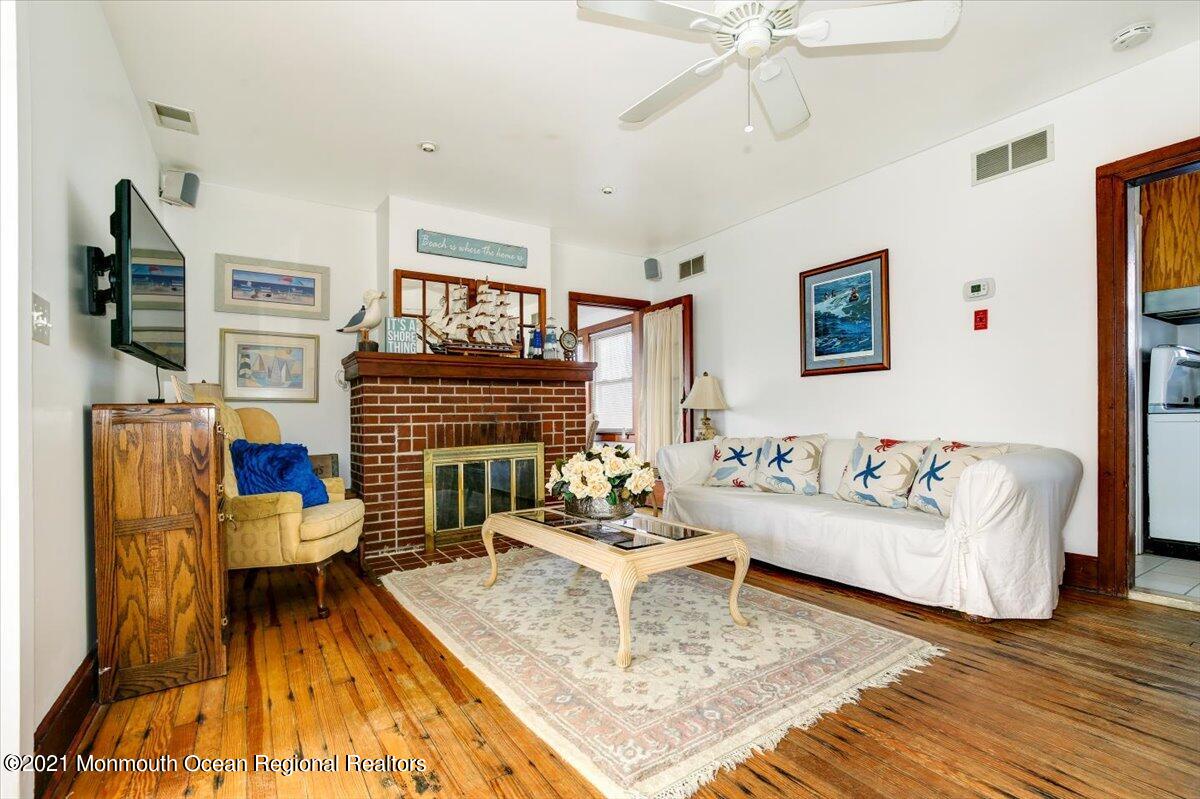 15 Riverview Road Monmouth Beach NJ 07750