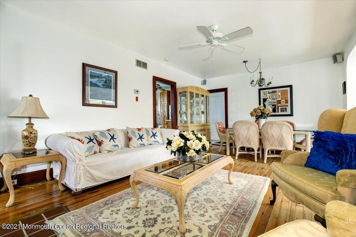 15 Riverview Road Monmouth Beach NJ 07750