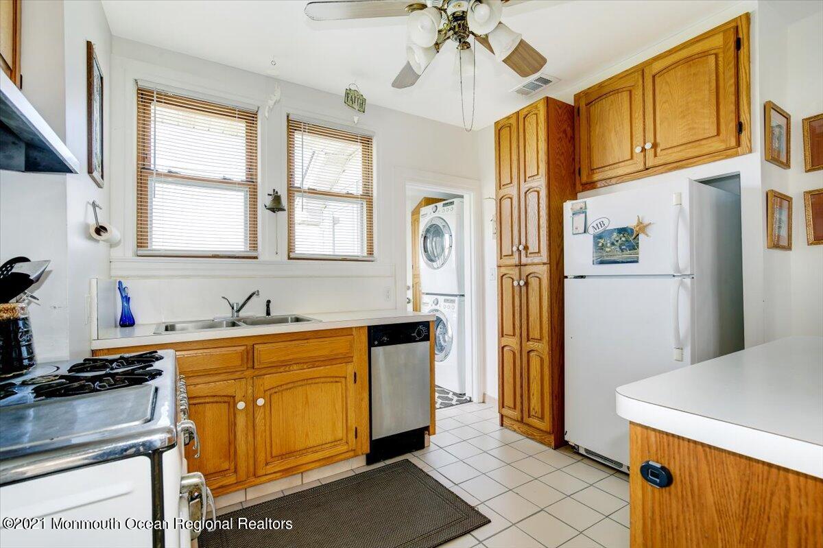 15 Riverview Road Monmouth Beach NJ 07750