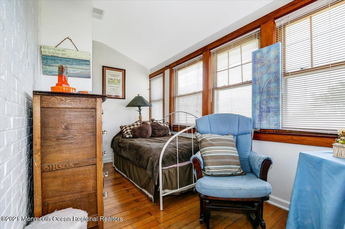 15 Riverview Road Monmouth Beach NJ 07750