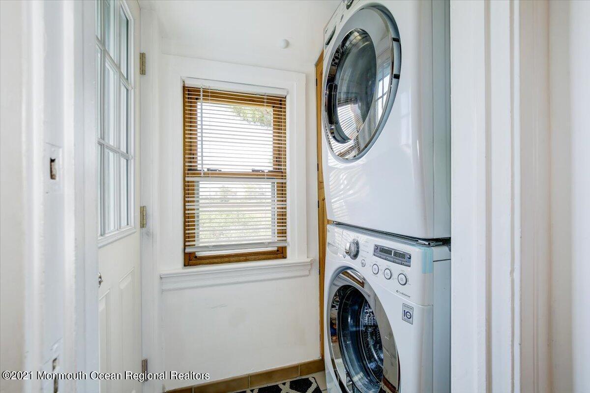 15 Riverview Road Monmouth Beach NJ 07750