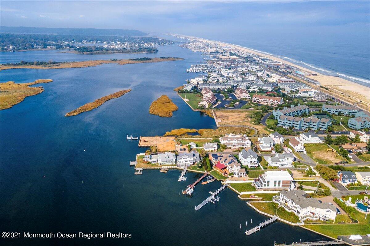 15 Riverview Road Monmouth Beach NJ 07750
