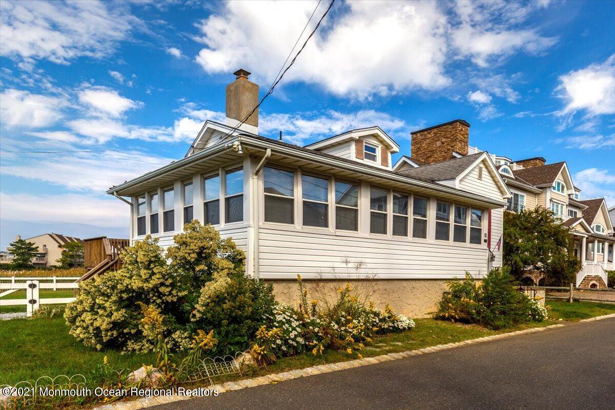 15 Riverview Road Monmouth Beach NJ 07750