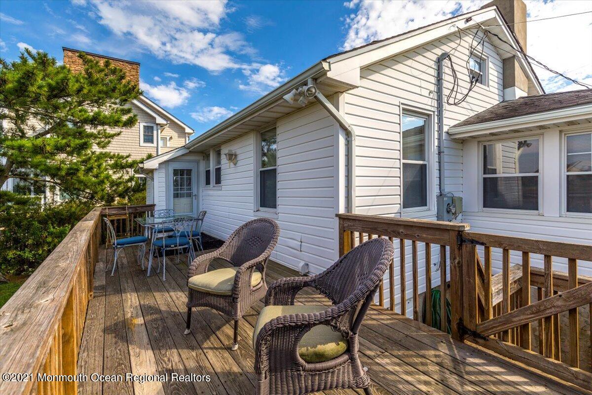 15 Riverview Road Monmouth Beach NJ 07750