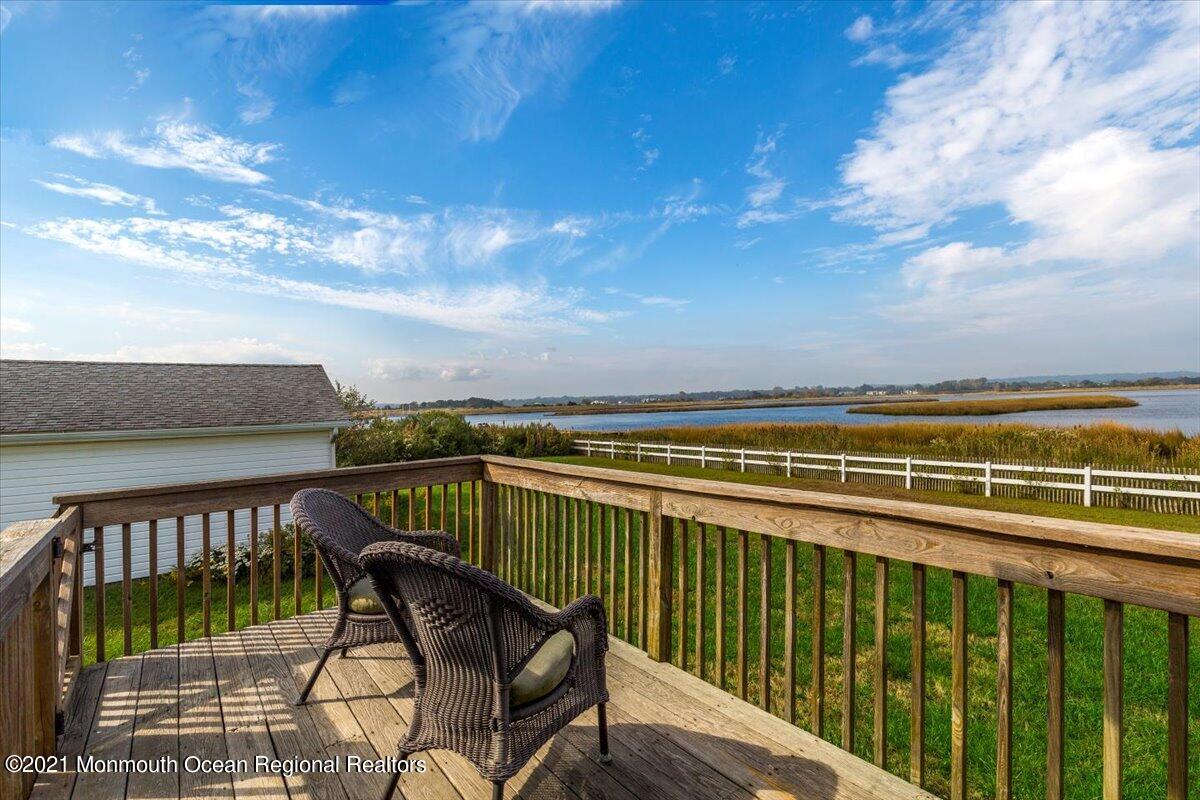 15 Riverview Road Monmouth Beach NJ 07750