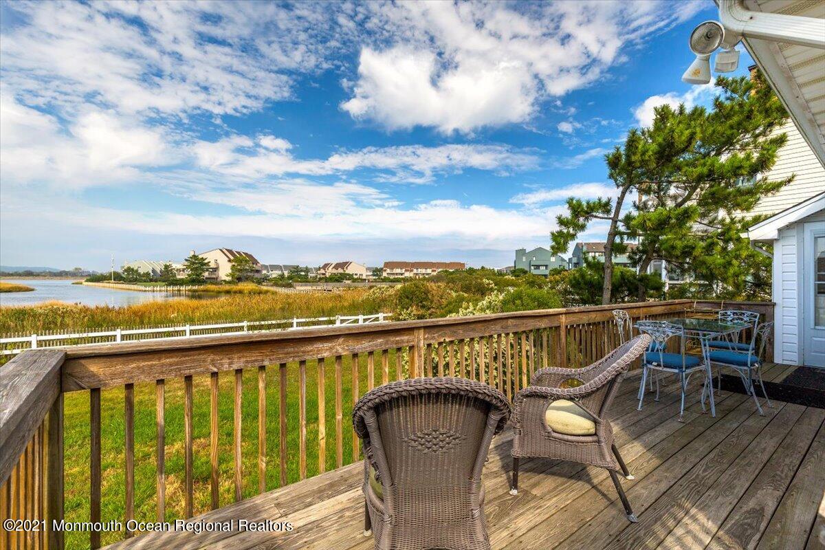 15 Riverview Road Monmouth Beach NJ 07750