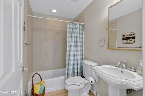 303 Bell Place Sea Girt NJ 08750