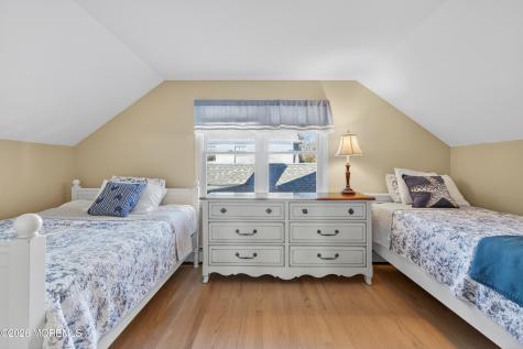 303 Bell Place Sea Girt NJ 08750