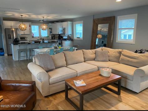 17 Via Ripa Way Sea Bright NJ 07760