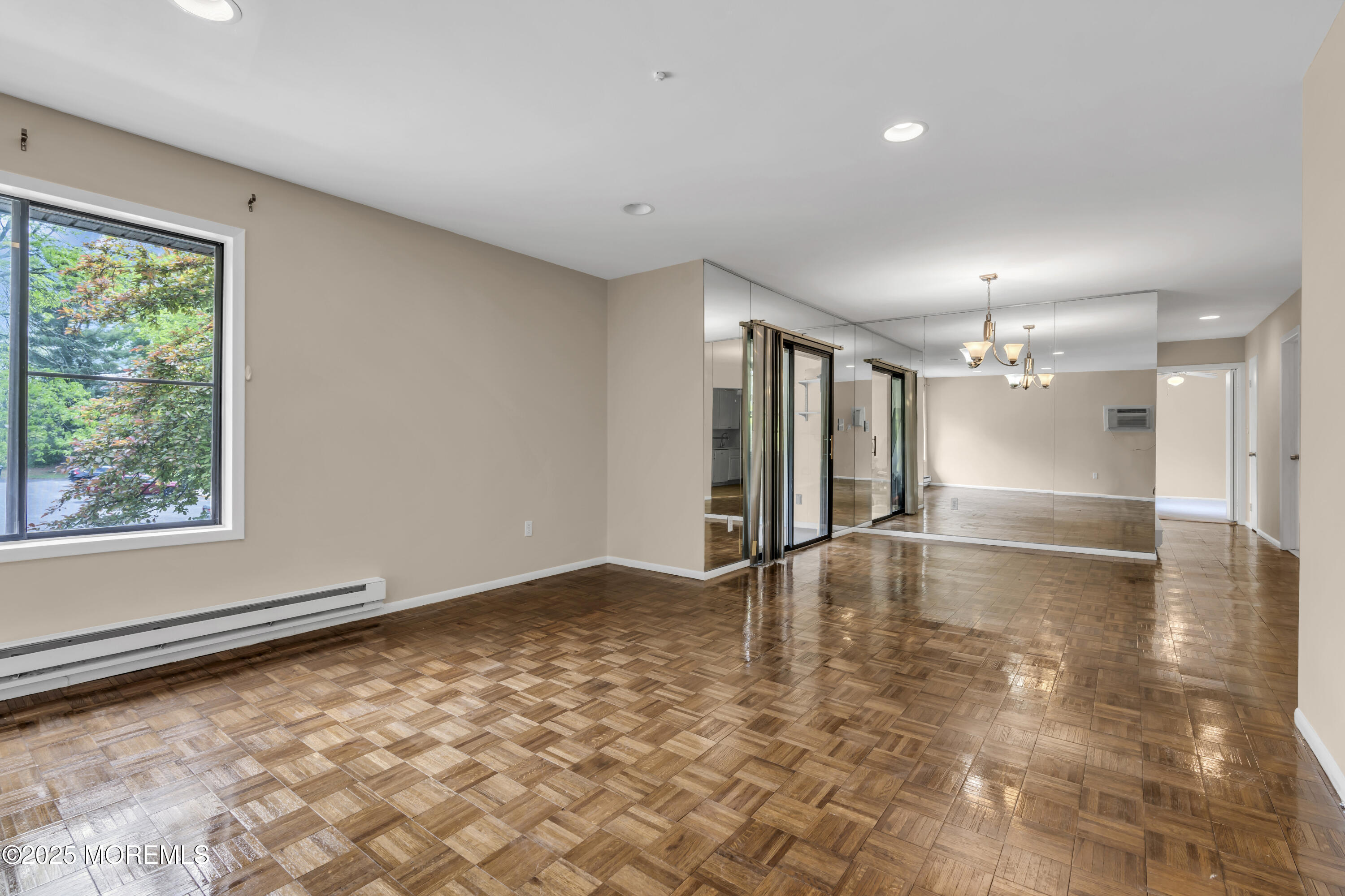 30 Meadow Green Circle Manalapan NJ 07726