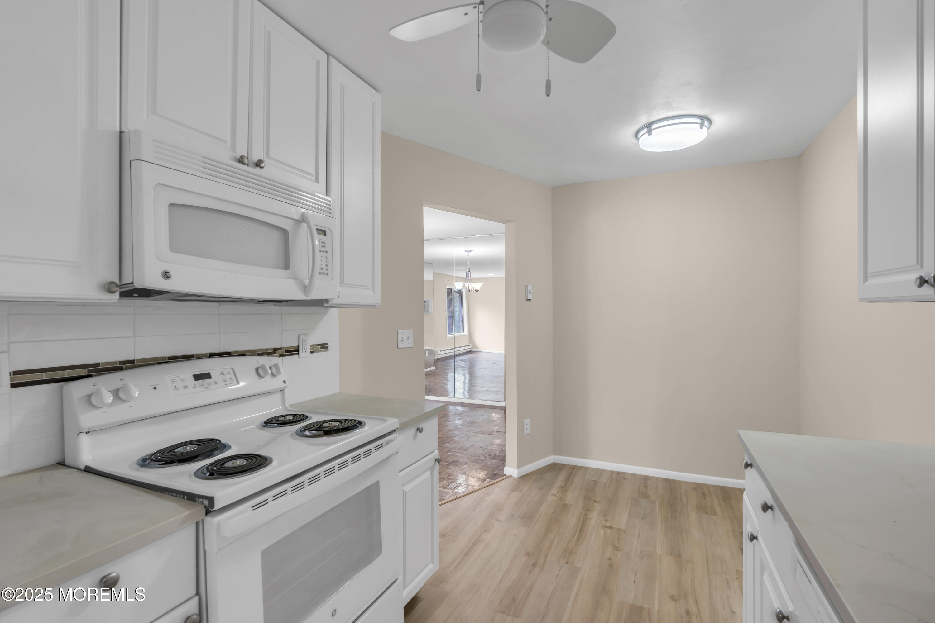 30 Meadow Green Circle Manalapan NJ 07726