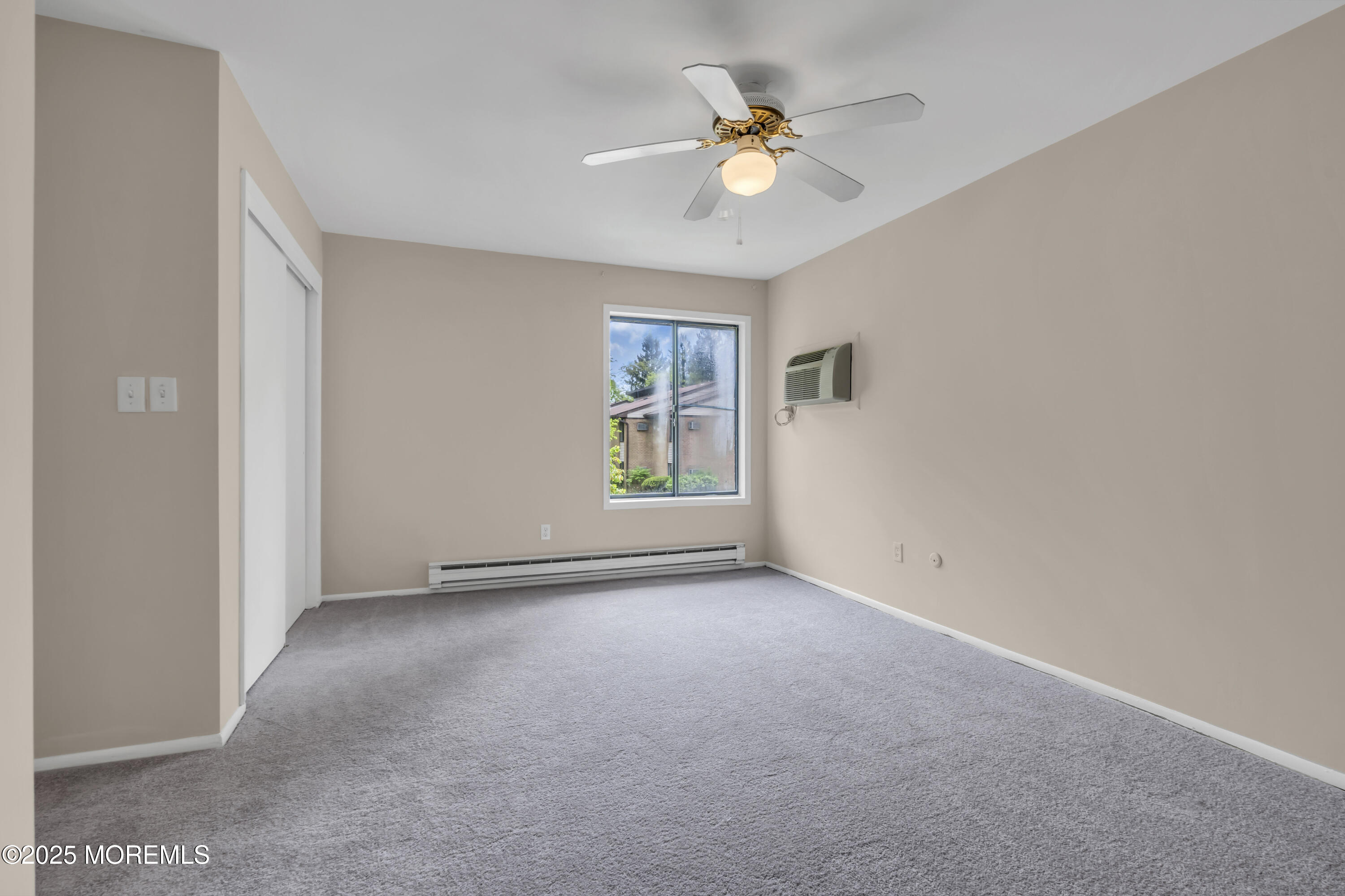 30 Meadow Green Circle Manalapan NJ 07726