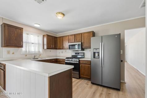 10 Purnell Street Toms River NJ 08757