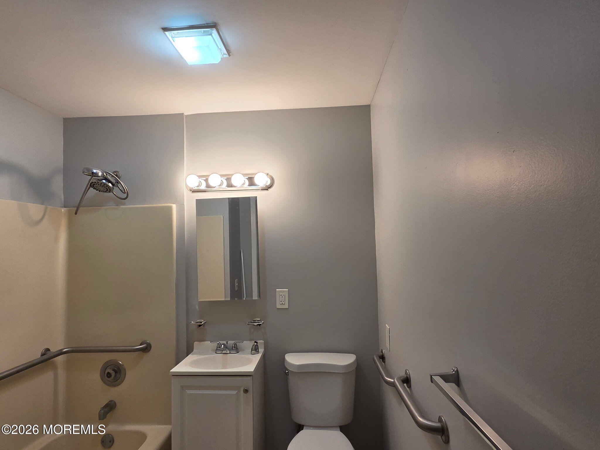 1700 Nj 37 W Toms River NJ 08757