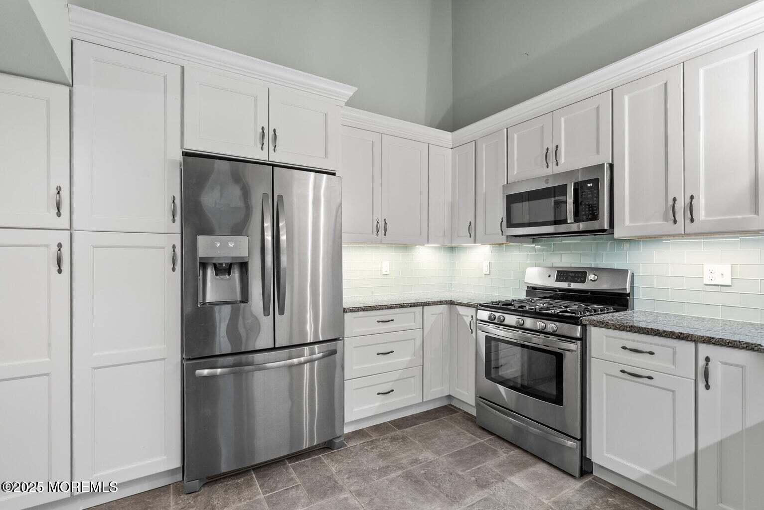 23 Barbara Lane Oakhurst NJ 07755