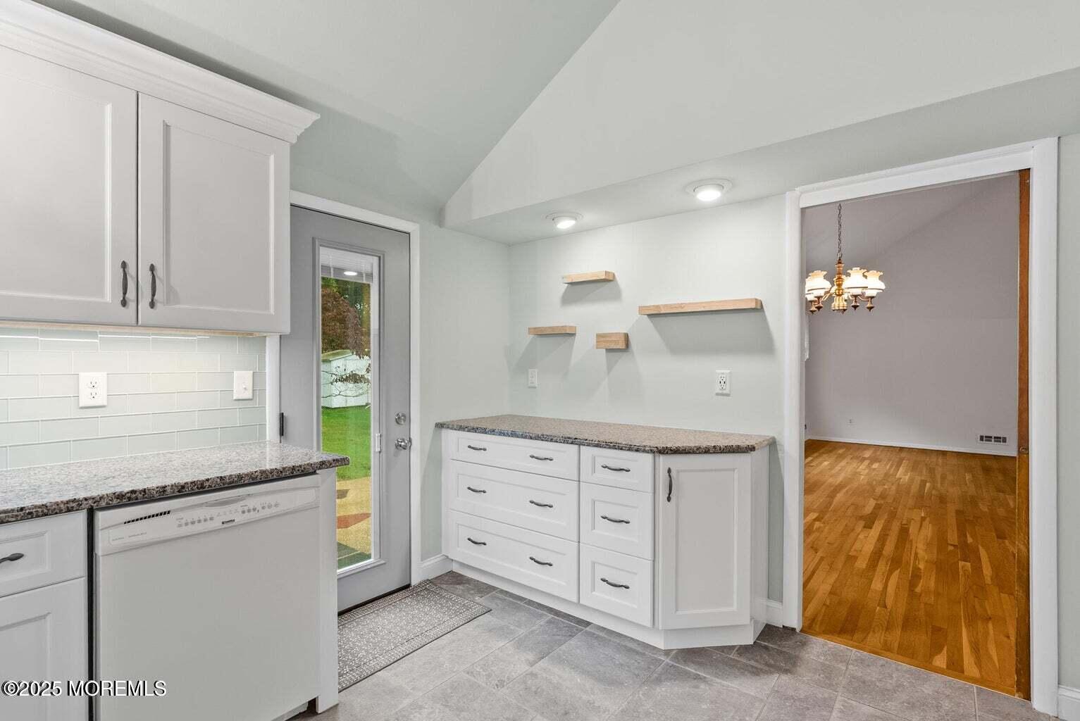 23 Barbara Lane Oakhurst NJ 07755