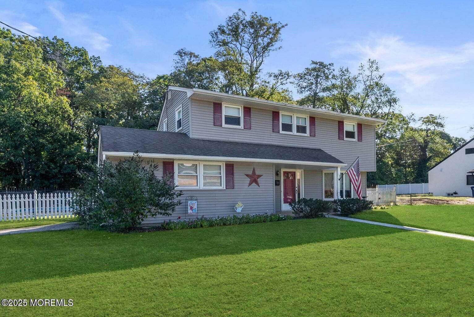 23 Barbara Lane Oakhurst NJ 07755