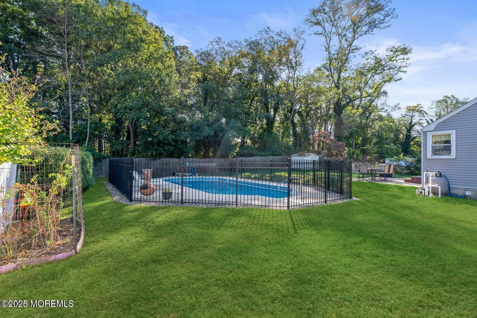 23 Barbara Lane Oakhurst NJ 07755