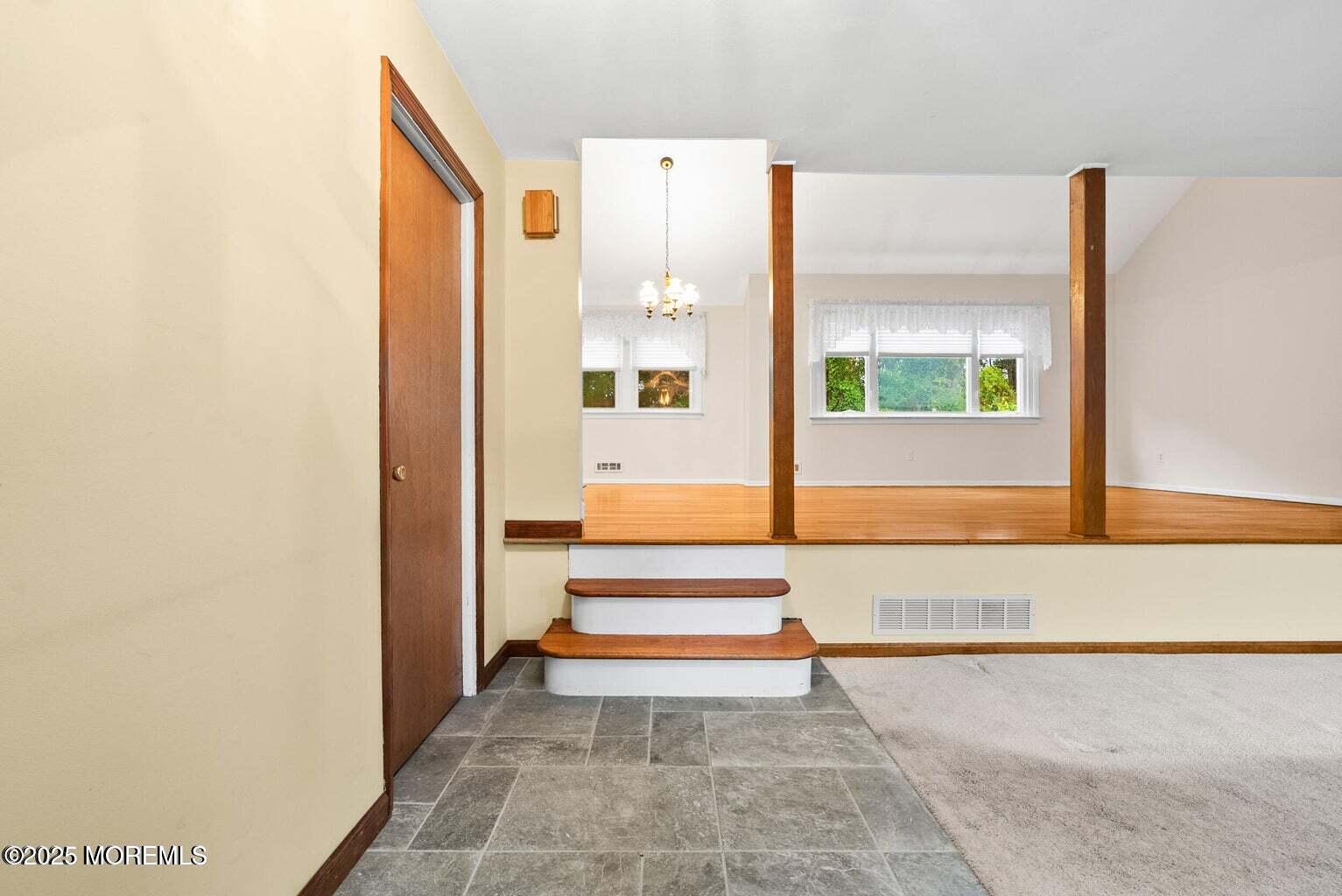 23 Barbara Lane Oakhurst NJ 07755
