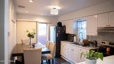 73 Maple Avenue Keansburg NJ 07734