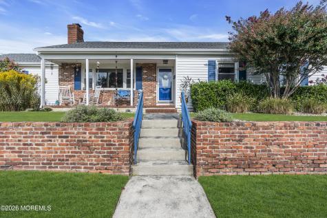67 N Farragut Avenue Manasquan NJ 08736