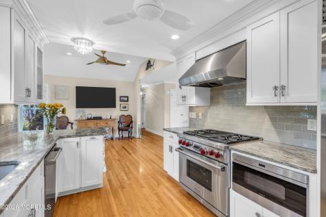 67 N Farragut Avenue Manasquan NJ 08736