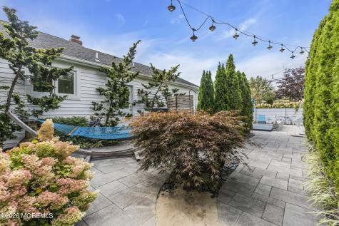 67 N Farragut Avenue Manasquan NJ 08736