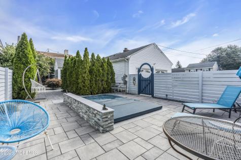 67 N Farragut Avenue Manasquan NJ 08736