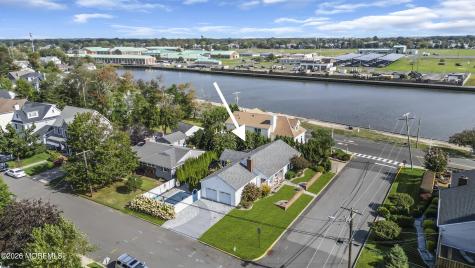 67 N Farragut Avenue Manasquan NJ 08736