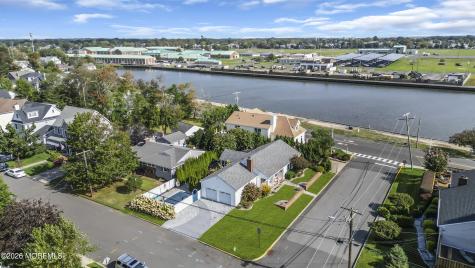 67 N Farragut Avenue Manasquan NJ 08736