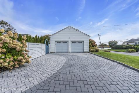 67 N Farragut Avenue Manasquan NJ 08736