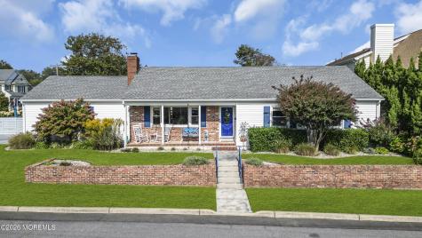67 N Farragut Avenue Manasquan NJ 08736