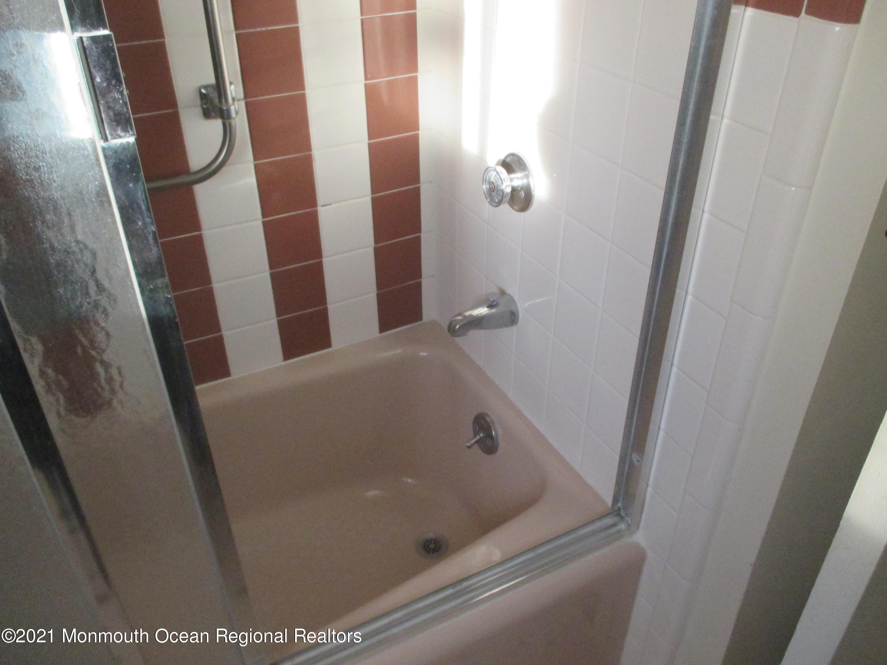 354C Dorchester Drive Lakewood NJ 08701