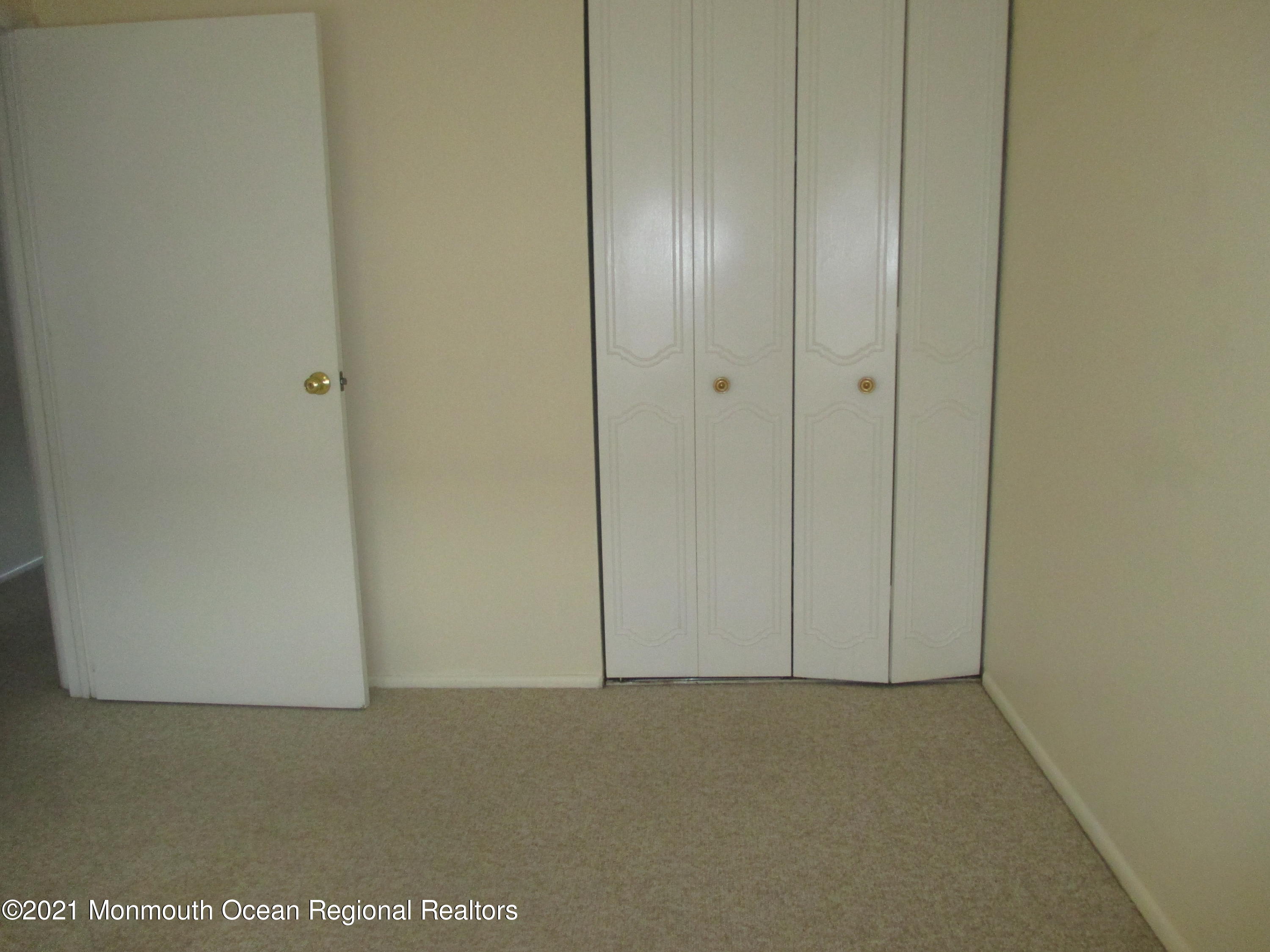 354C Dorchester Drive Lakewood NJ 08701