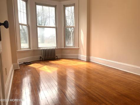 207 Woodbridge Avenue Metuchen NJ 08840