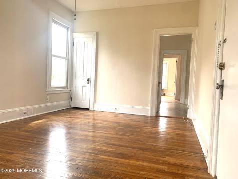 207 Woodbridge Avenue Metuchen NJ 08840