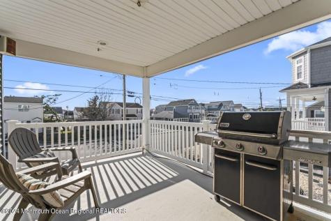 915 SW Central Avenue Seaside Park NJ 08752