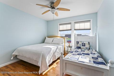 915 SW Central Avenue Seaside Park NJ 08752